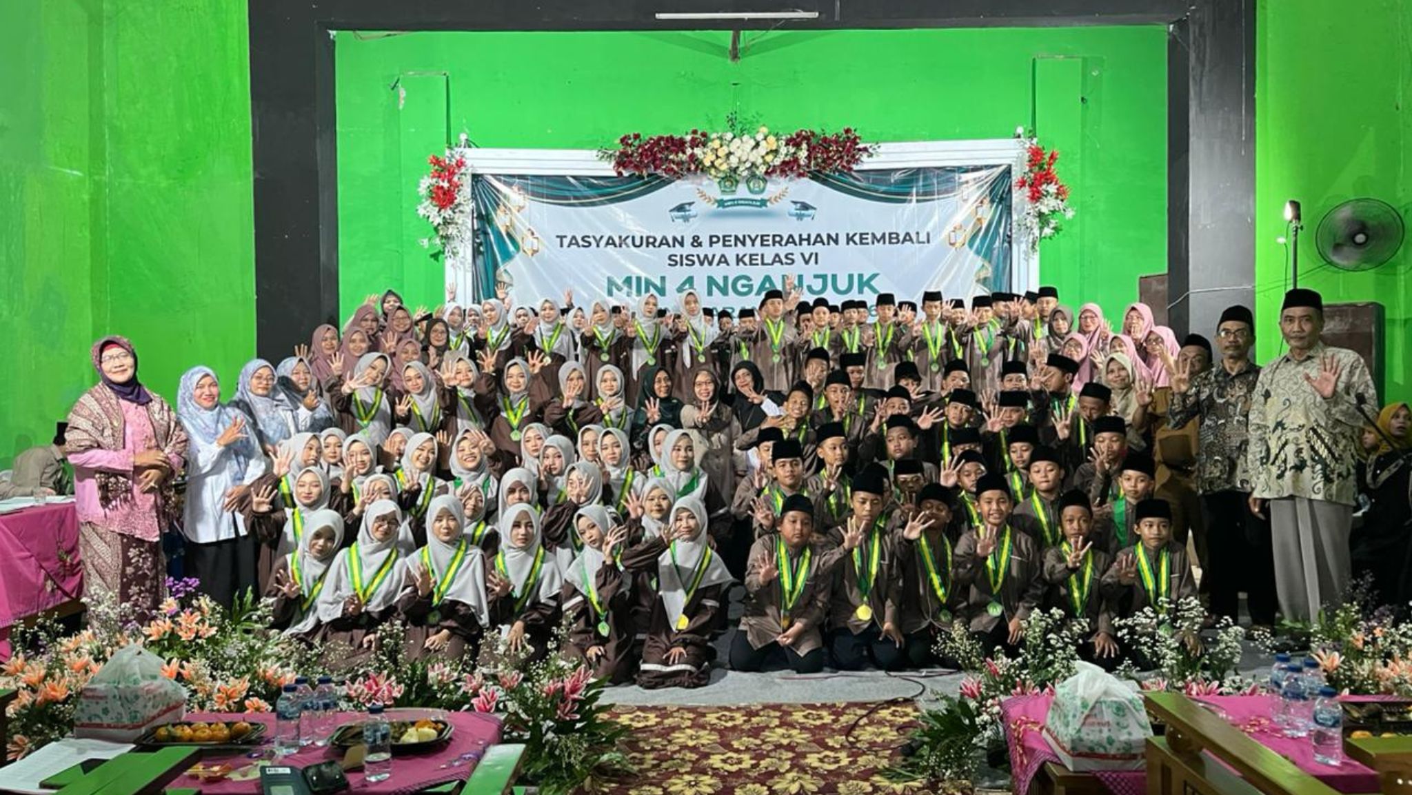 Tasyakuran Kelulusan MIN 4 Nganjuk, Lepas Siswa dengan Ilmu dan Iman