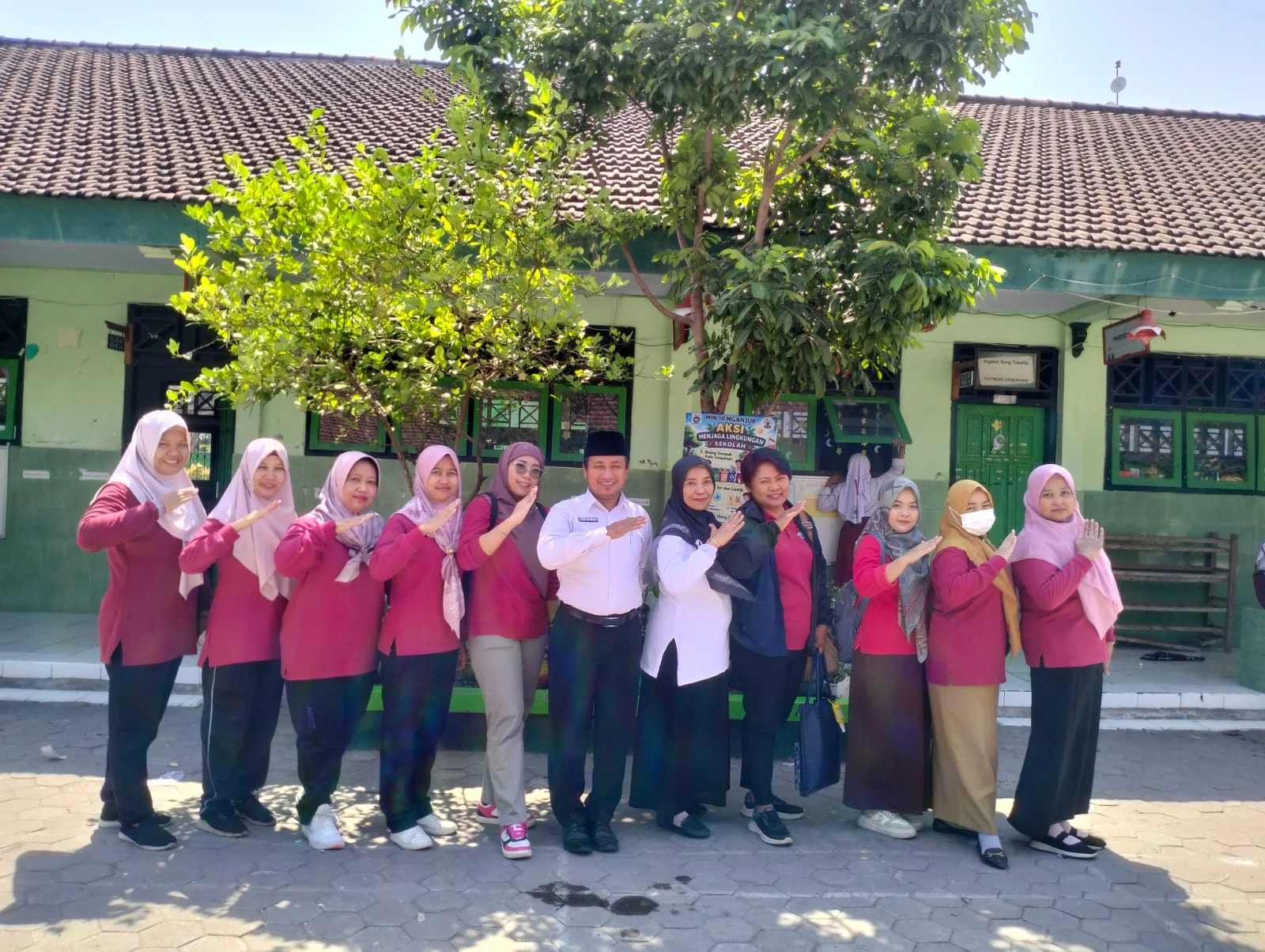Puskesmas Wilangan Gelar Pemeriksaan Kesehatan Gratis bagi Siswa MIN 10 Nganjuk