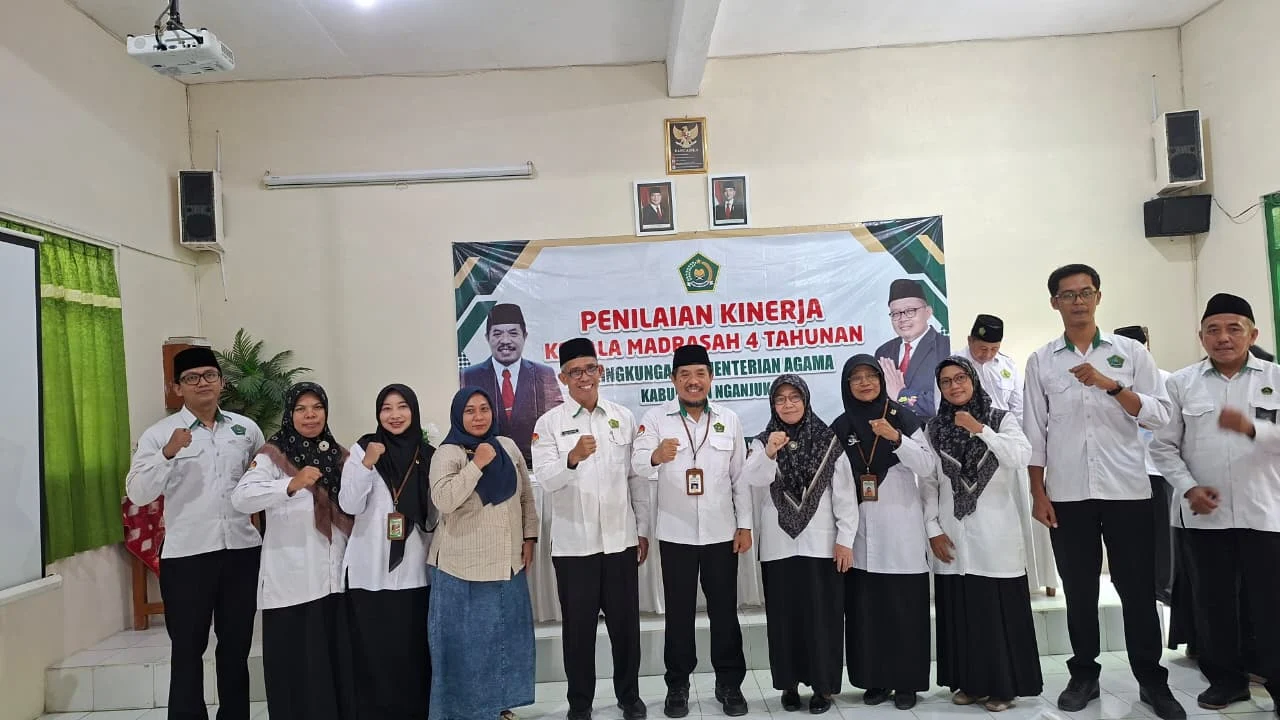 Penilaian Kinerja Kepala Madrasah Empat Tahunan, MIN 4 Nganjuk Teguhkan Komitmen Tingkatkan Mutu Pendidikan